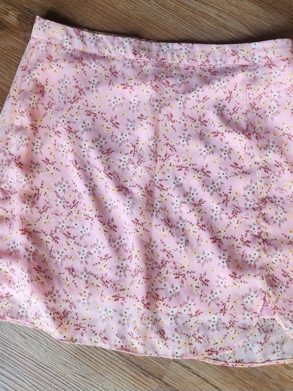 Lola Grace Pink Floral Mini Skirt with Side Slit - Size L